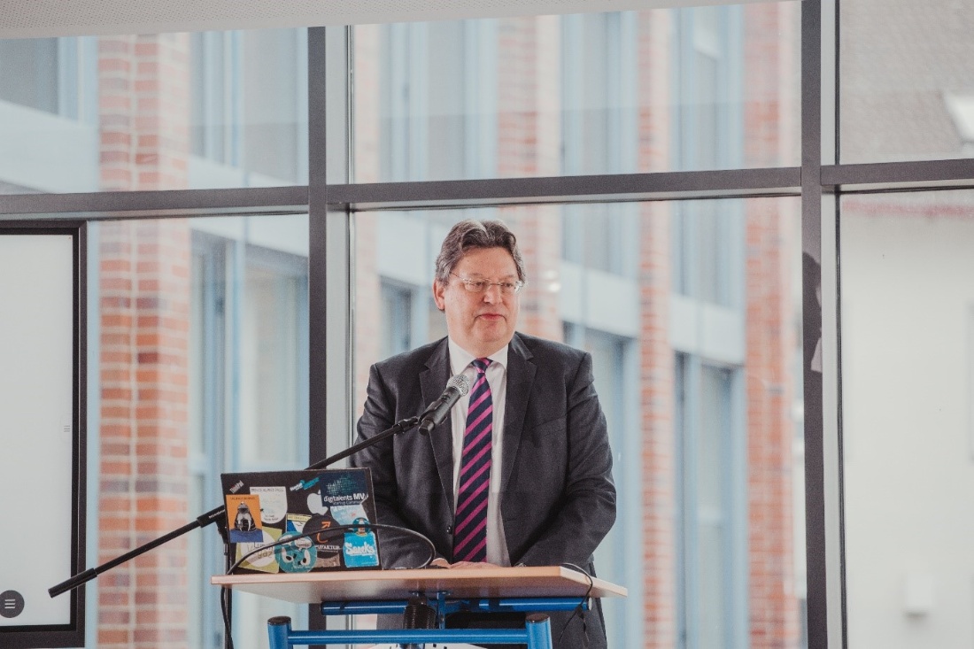 Minister Reinhard Meyer Bild