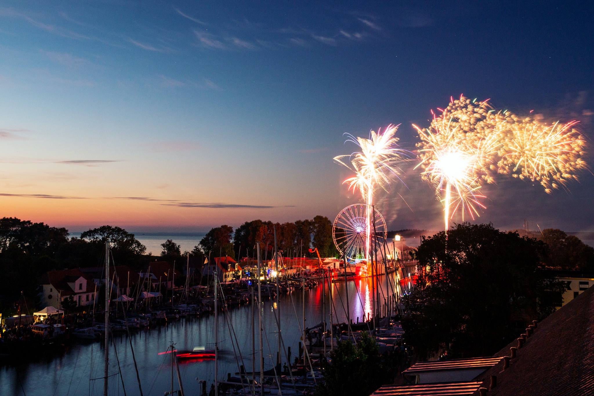 Das Feuerwerk am Samstagabend im Rahmen des Fischerfestes Gaffelrigg 2018.