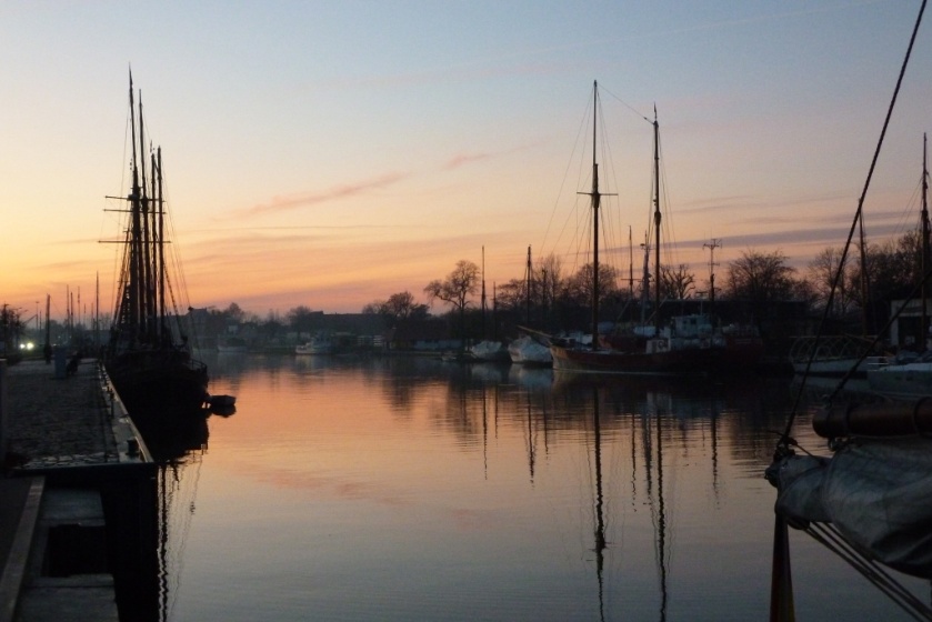 Andreas Schwenke: Im Licht der Romantik - Abendhimmel über dem Ryck - © Andreas Schwenke Andreas Schwenke: Im Licht der Romantik - Abendhimmel über dem Ryck
