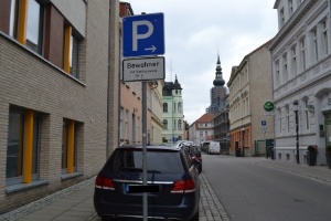 Bewohnerparken in der Domstraße © Pressestelle Bewohnerparken in der Domstraße