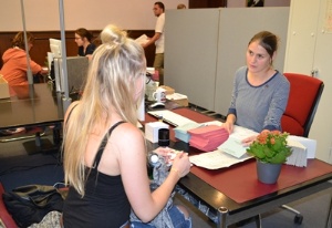 Briefwahllokal Eröffnung 4.9.2017 © Pressestelle Bild