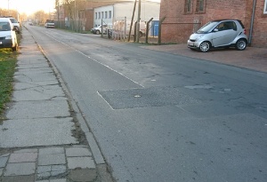 Gehweg Am Gorzberg, Foto Pressestelle © Pressestelle Gehweg am Gorzberg muss instand gesetzt werden