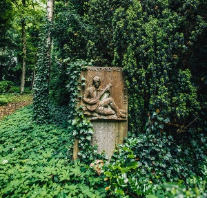 Lautenspieler Alter_Friedhof_Juni2018(WallyPruss)-170 (1) © Wally Pruß Lautenspieler Alter Friedhof