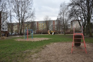 Minister Pegel übergibt Fördermittelbescheid für Kita Marschak, Foto Pressestelle (3) © Pressestelle einige dieser Bäume müssen für Ersatzneubau der Kita Marschak weichen