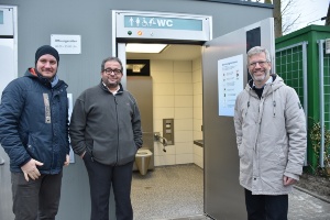 Übergabe Toilette Busbahnhof Süd, Foto Pressestelle (1) © Pressestelle Übergabe Toilette Busbahnhof Süd