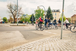 Fahrradfahrer_Europakreuzung_Mai2017(WallyPruss)_ganzes_Bild © Wally Pruß Fahrradfahrer auf der Europakreuzung