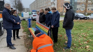 Regenbogenbank © Pressestelle der Universitäts- und Hansestadt Greifswald Die erste Regenbogenbank für Greifswald