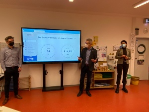 Glasfaseranschluss in der Greif-Grundschule, Foto Pressestelle © Pressestelle Dank Glasfaseranschluß liegen fast 1 Megabit Datenleistung an