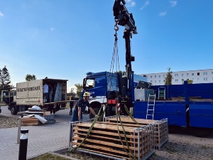 Mehrzweckhalle in der Siemensallee wird wieder für den Sport fit gemacht © Landkreis Vorpommern-Greifswald Notunterkunft in der Siemensallee in Greifswald wird wieder fit für den Sport gemacht