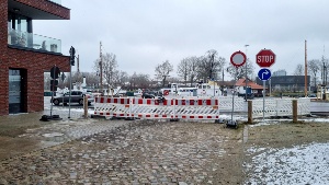 Gesperrte Kreuzung Kuhstraße Hansering © Pressestelle der Universitäts- und Hansestadt Greifswald Noch ist die Kreuzung Kuhstraße Hansering abgesperrt