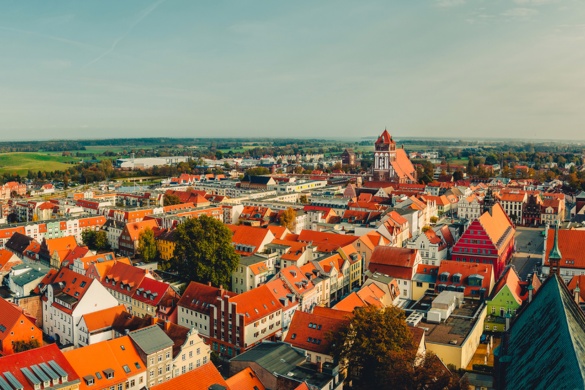 Blick vom Dom auf das Rathaus und die Marienkirche