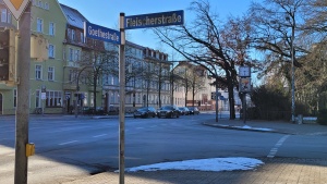 Verkehrserhebung Goethestraße-Fleischerstraße, Foto Evelyn Krüger © Evelyn Krüger Blick auf die Kreuzung Goethestraße-Fleischerstraße mit Autos im Hintergrund