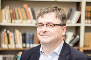 Uni im Rathaus Prof. Dr. Marko Pantermöller, Foto Kilian Dorner © Universität, Kilian Dorner Bild