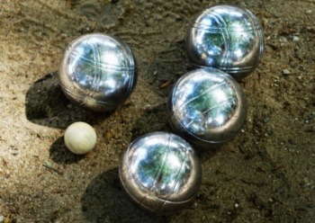 Spielkugeln beim Präzisionsspiel Petanque